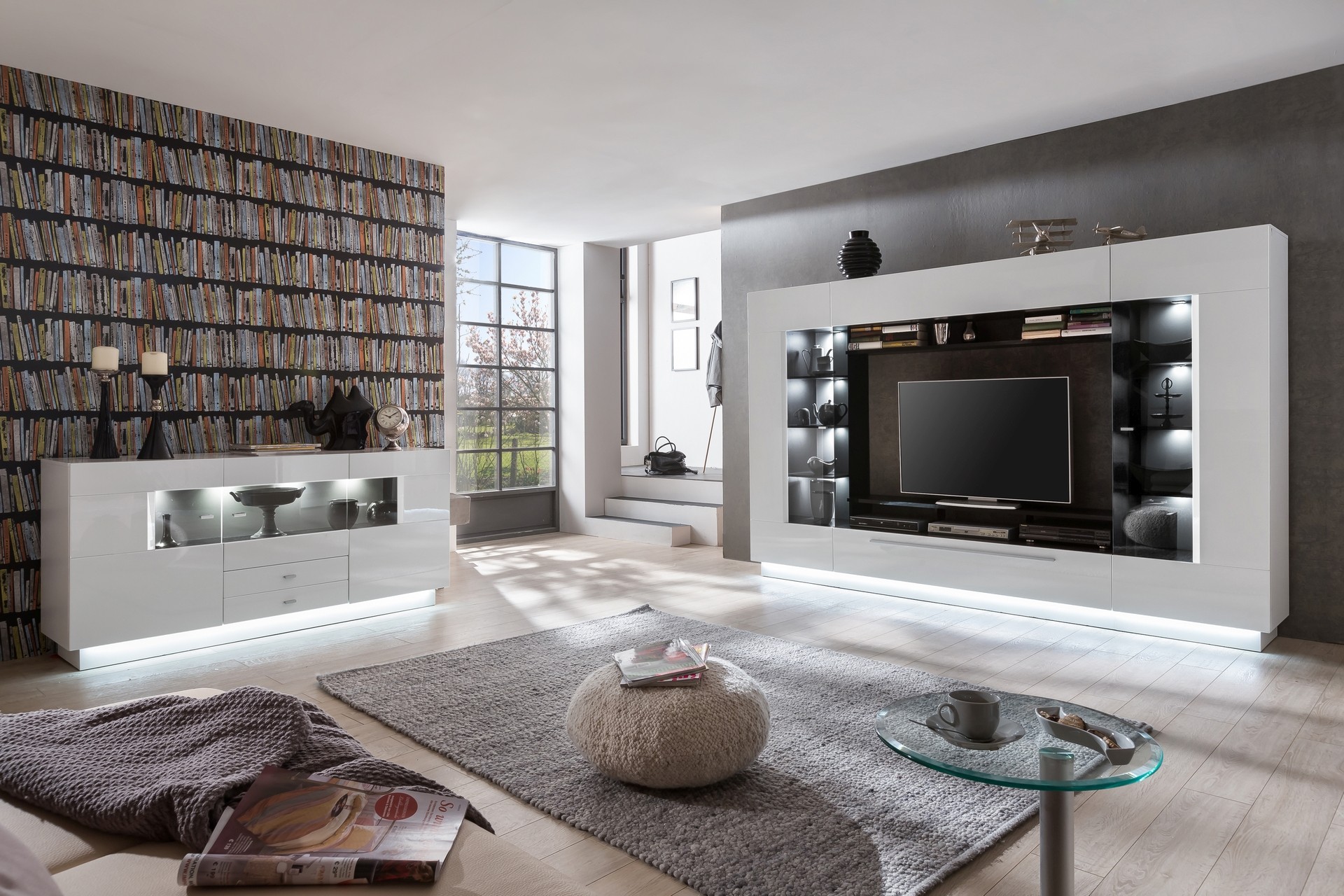Atraktívna biela obývacia stena - model /TV-Center/ DALTON