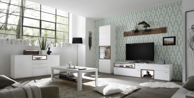 Bílé obývací stěny – krása, která nezevšední